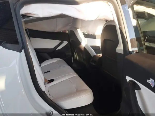 5YJYGDEE0MF264790 2021 TESLA MODEL Y - Image 8