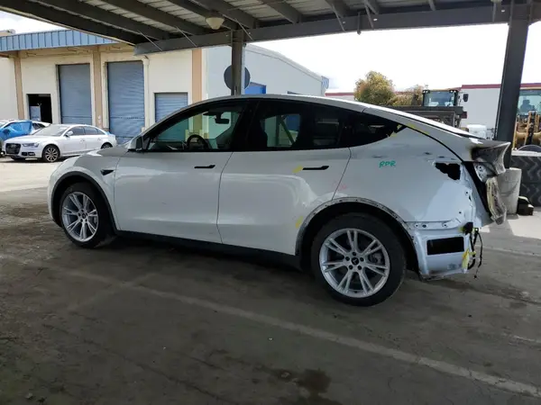 5YJYGDEE0MF267186 2021 TESLA MODEL Y - Image 2