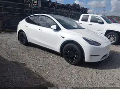 5YJYGDEE0MF278267 2021 TESLA MODEL Y
