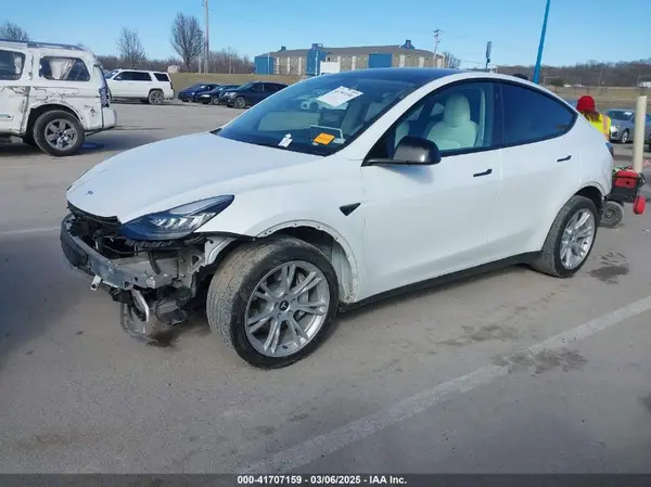 5YJYGDEE0MF287678 2021 TESLA MODEL Y - Image 2