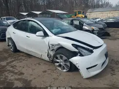 5YJYGDEE0MF296073 2021 TESLA MODEL Y