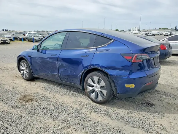 5YJYGDEE0MF303698 2021 TESLA MODEL Y - Image 2