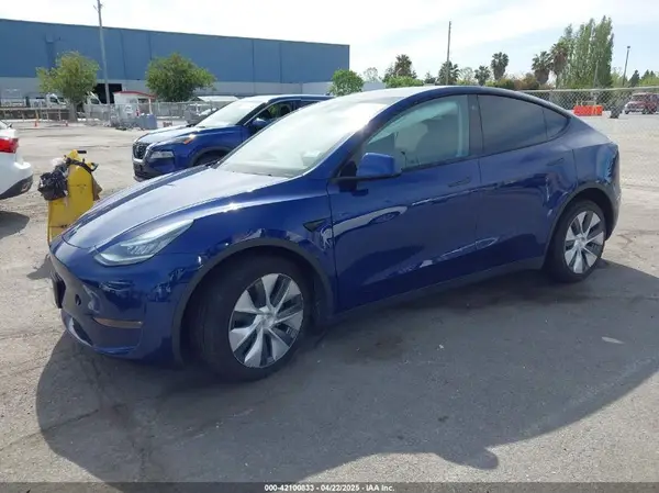 5YJYGDEE1LF006227 2020 TESLA MODEL Y - Image 2