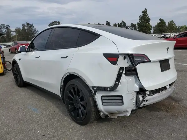 5YJYGDEE1LF013033 2020 TESLA MODEL Y - Image 2