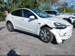 5YJYGDEE1LF013467 2020 TESLA MODEL Y