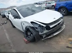 5YJYGDEE1LF016756 2020 TESLA MODEL Y