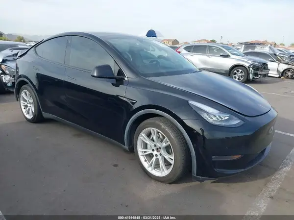 5YJYGDEE1LF018426 2020 TESLA MODEL Y - Image 1