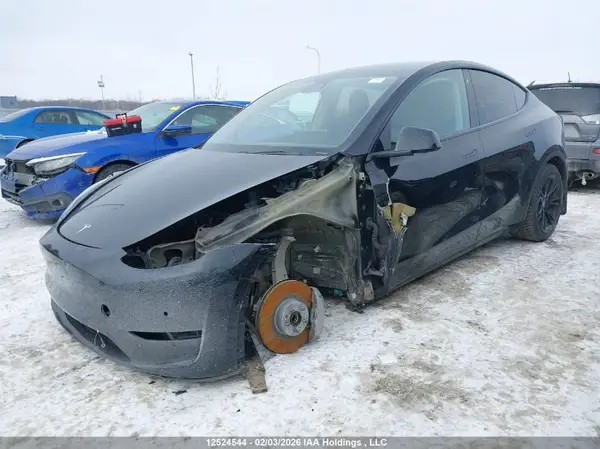 5YJYGDEE1LF026123 2020 TESLA MODEL Y - Image 2