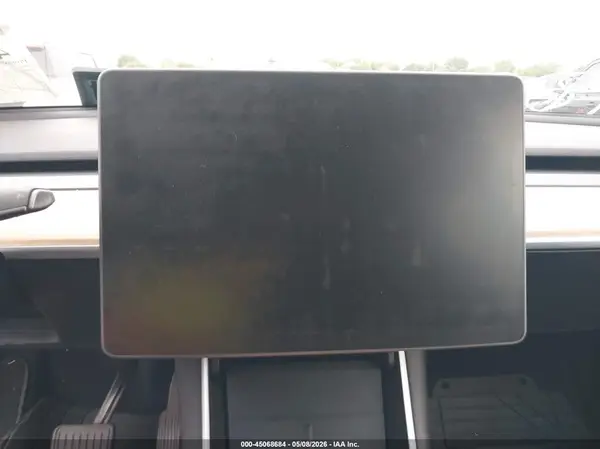 2020 TESLA MODEL Y auction photo 7