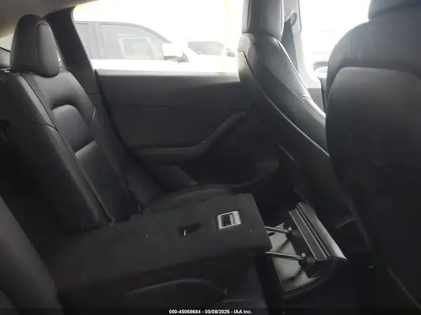 5YJYGDEE1LF032116 2020 TESLA MODEL Y - Image 8