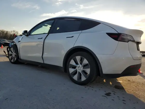 5YJYGDEE1LF032200 2020 TESLA MODEL Y - Image 2