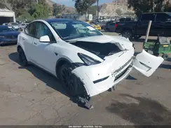5YJYGDEE1LF033931 2020 TESLA MODEL Y