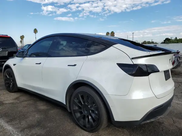 5YJYGDEE1LF048848 2020 TESLA MODEL Y - Image 2