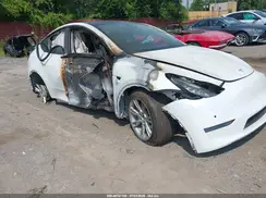 5YJYGDEE1LF057114 2020 TESLA MODEL Y