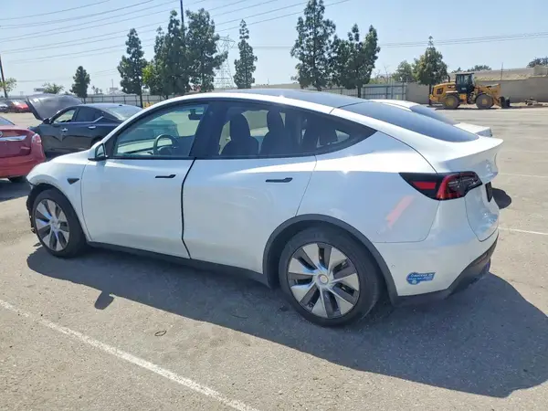 5YJYGDEE1LF057484 2020 TESLA MODEL Y - Image 2