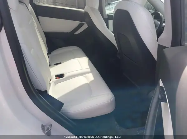 5YJYGDEE1MF060094 2021 TESLA MODEL Y - Image 8