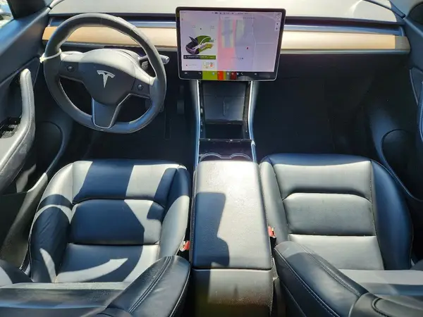 5YJYGDEE1MF061939 2021 TESLA MODEL Y - Image 8