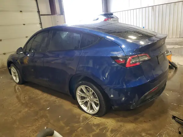 5YJYGDEE1MF065733 2021 TESLA MODEL Y - Image 2