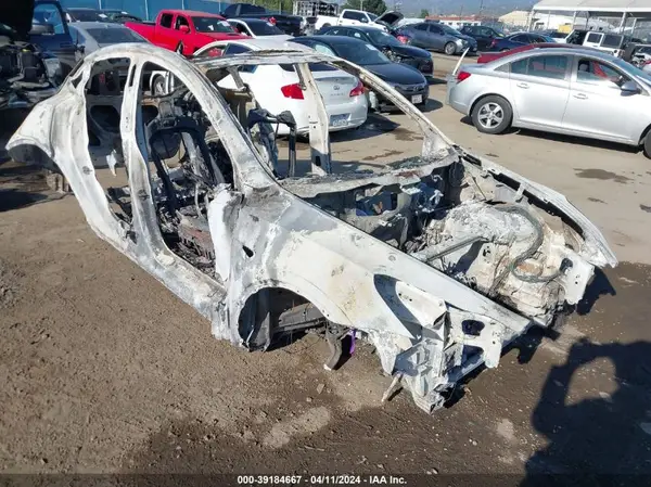 5YJYGDEE1MF076070 2021 TESLA MODEL Y - Image 1