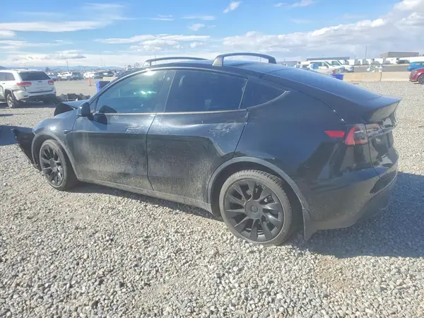 5YJYGDEE1MF076649 2021 TESLA MODEL Y - Image 2