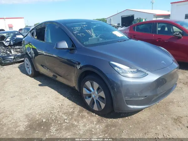 5YJYGDEE1MF077350 2021 TESLA MODEL Y - Image 1