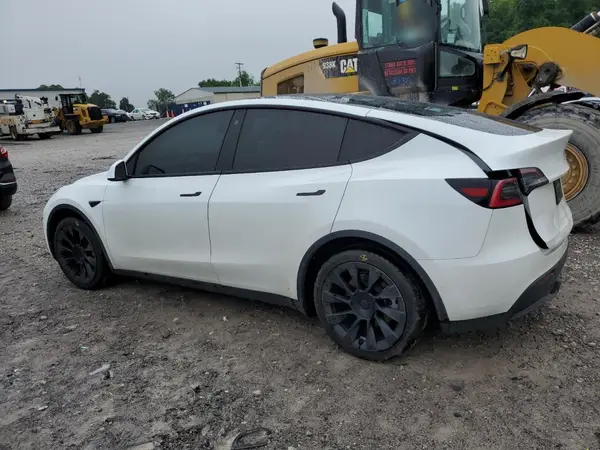 5YJYGDEE1MF078871 2021 TESLA MODEL Y - Image 2
