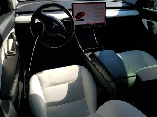 5YJYGDEE1MF081074 2021 TESLA MODEL Y - Image 8