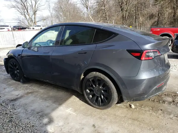 5YJYGDEE1MF082953 2021 TESLA MODEL Y - Image 2