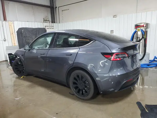 5YJYGDEE1MF092642 2021 TESLA MODEL Y - Image 2