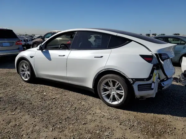 5YJYGDEE1MF094729 2021 TESLA MODEL Y - Image 2