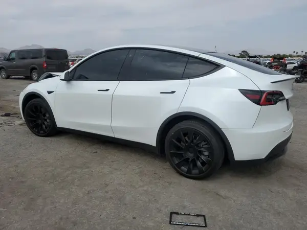 5YJYGDEE1MF095525 2021 TESLA MODEL Y - Image 2