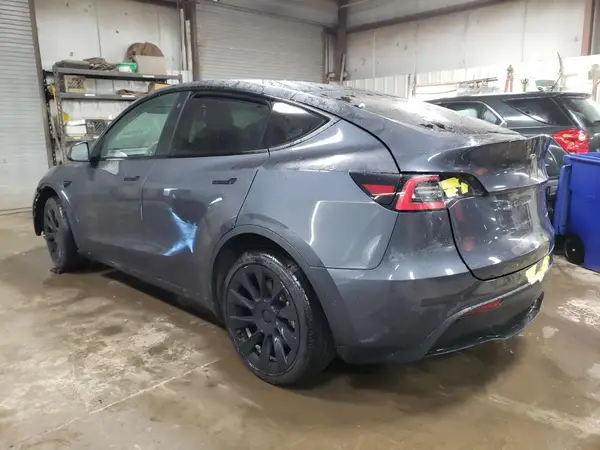 5YJYGDEE1MF100254 2021 TESLA MODEL Y - Image 2
