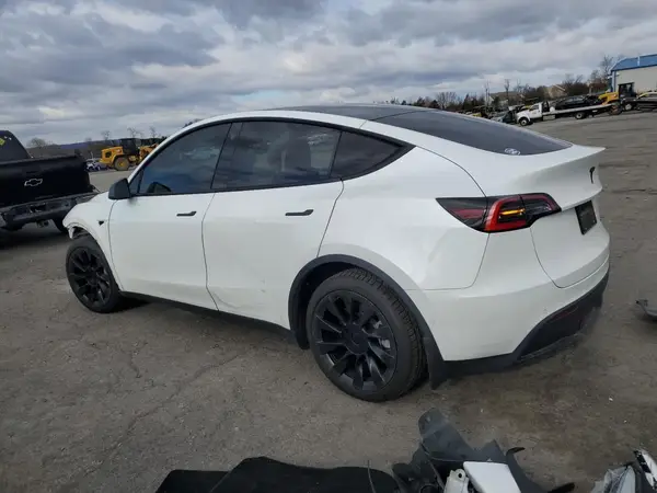 5YJYGDEE1MF115563 2021 TESLA MODEL Y - Image 2