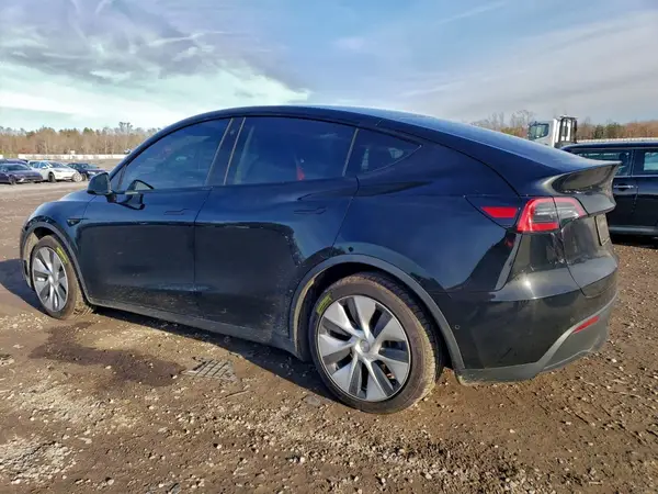 5YJYGDEE1MF122125 2021 TESLA MODEL Y - Image 2