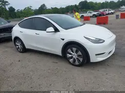 5YJYGDEE1MF124988 2021 TESLA MODEL Y