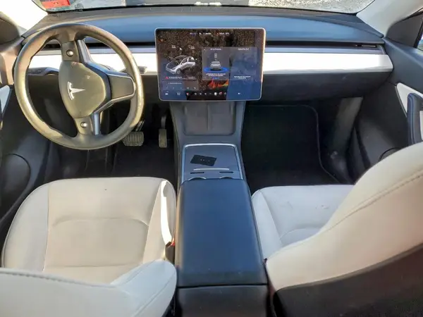 5YJYGDEE1MF137255 2021 TESLA MODEL Y - Image 8