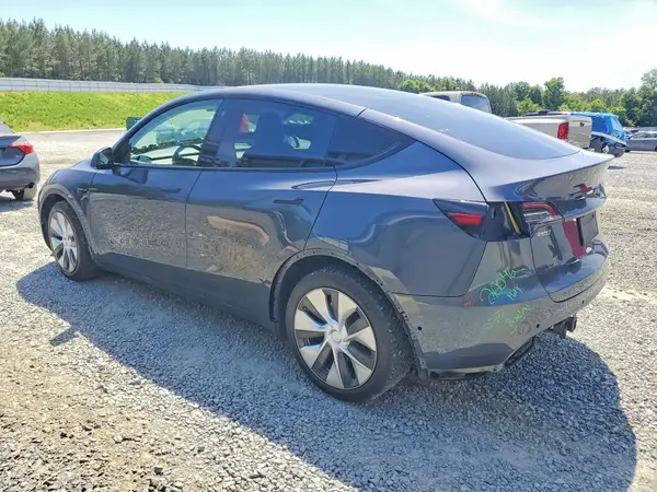 5YJYGDEE1MF140656 2021 TESLA MODEL Y - Image 2