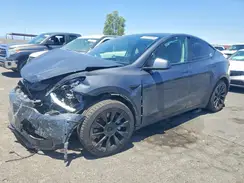 5YJYGDEE1MF143802 2021 TESLA MODEL Y
