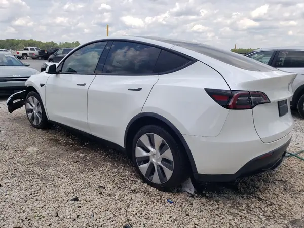5YJYGDEE1MF146506 2021 TESLA MODEL Y - Image 2