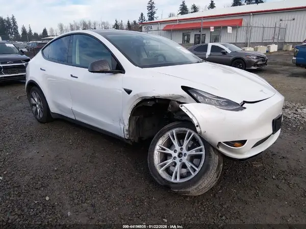 5YJYGDEE1MF149602 2021 TESLA MODEL Y - Image 1