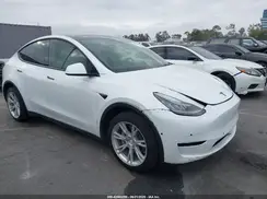 5YJYGDEE1MF152256 2021 TESLA MODEL Y