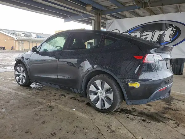 5YJYGDEE1MF153732 2021 TESLA MODEL Y - Image 2