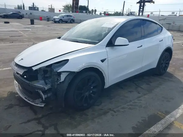 5YJYGDEE1MF159028 2021 TESLA MODEL Y - Image 2