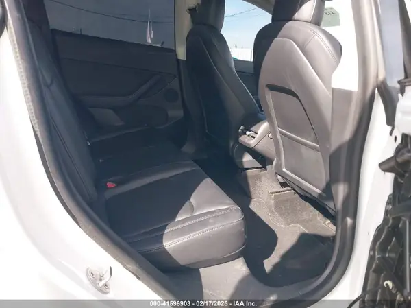 5YJYGDEE1MF159028 2021 TESLA MODEL Y - Image 8