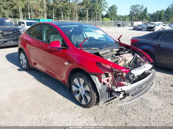 5YJYGDEE1MF161748 2021 TESLA MODEL Y - Image 1