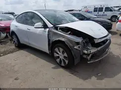 5YJYGDEE1MF182664 2021 TESLA MODEL Y