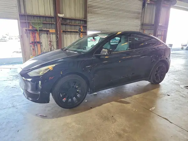 5YJYGDEE1MF186892 2021 TESLA MODEL Y - Image 1