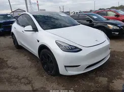 5YJYGDEE1MF188853 2021 TESLA MODEL Y