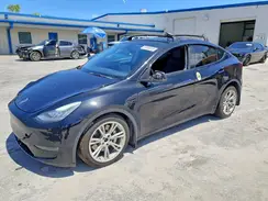 5YJYGDEE1MF190585 2021 TESLA MODEL Y