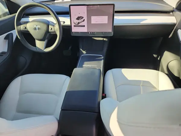 5YJYGDEE1MF193048 2021 TESLA MODEL Y - Image 8